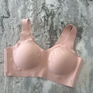 Honeylove V-neck Seamless Bra